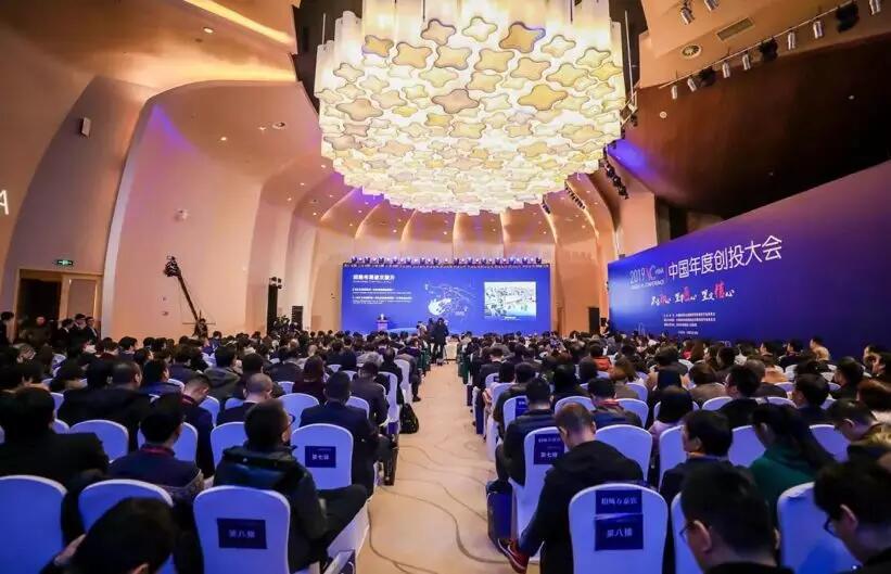 【動(dòng)態(tài)新聞】天堂硅谷榮膺“2019中國(guó)年度創(chuàng)投機(jī)構(gòu)”等三項(xiàng)殊榮
